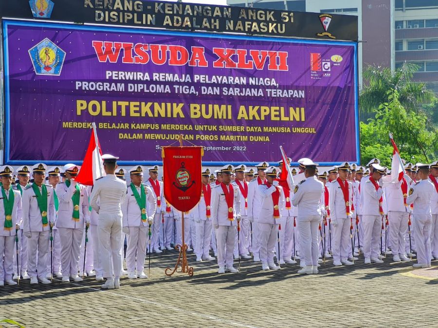 460 Taruna Lulusan Politeknik Bumi AKPELNI Diwisuda