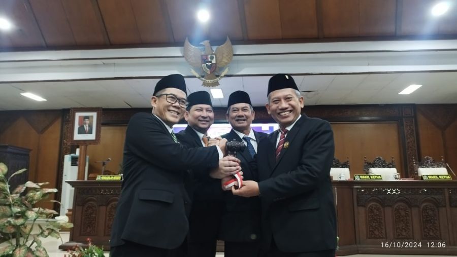 Agus Sutisna Resmi Menjadi Ketua DPRD Jepara 2024-2029