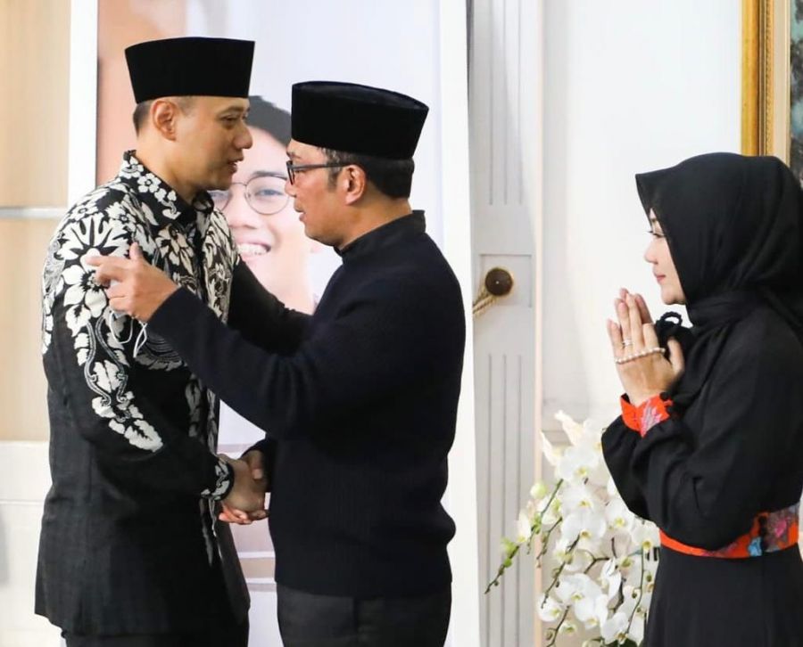 AHY Sampaikan Belasungkawa Untuk Eril, Saat Takziah ke Rumah Ridwan Kamil Gubernur Jabar