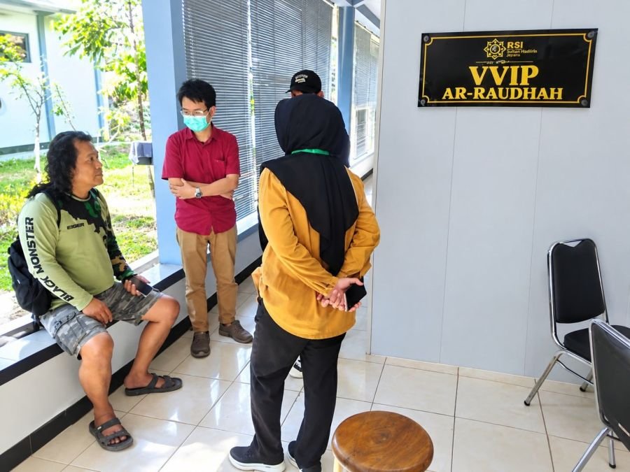 Bang Joker Warga Mindahan Kidul Apresiasi Pelayanan Kesehatan di RSI Sultan Hadlirin Jepara