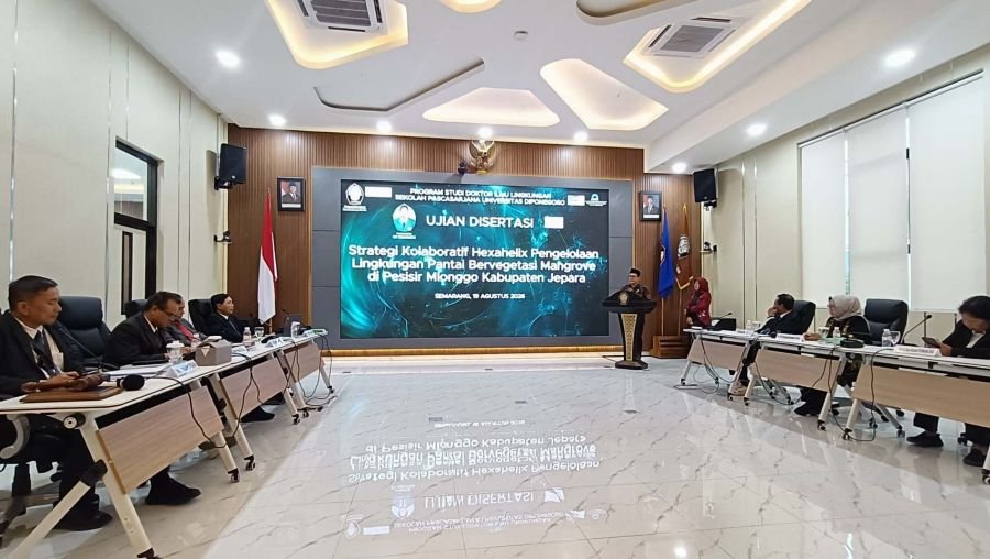 Dr. Farikha Elida Raih Summa Cumlaude, Ketua DPRD: Harumkan Nama Bumi Kartini