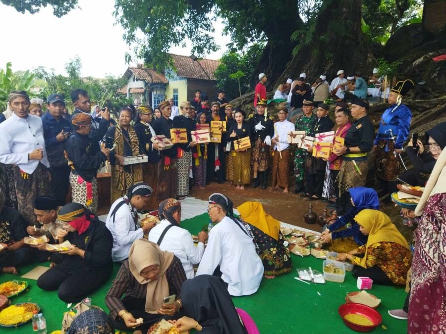 Grebeg Sekar Kencana dan Peresmian Sendang Patirtan “Glagah Sari Tirta Panguripan” Kirab Budaya 2026