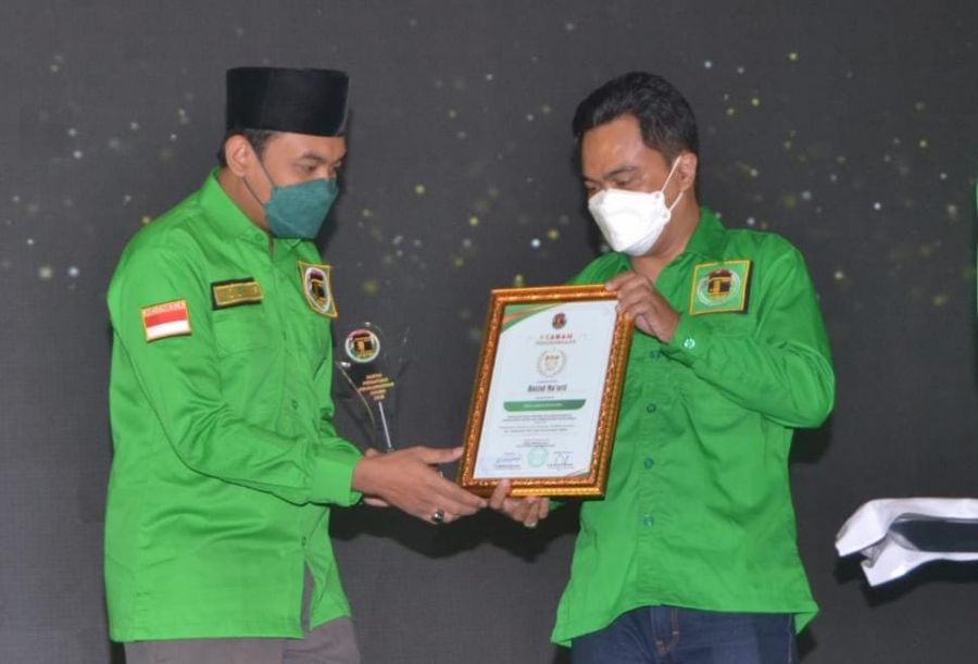 Gus Haiz Terima PPP Award 2021 Selaku Ketua DPRD Kabupaten Jepara