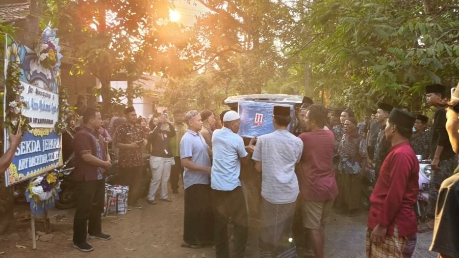 Jenazah Ilham Tiba di Jepara, Sepupu Ungkap Detik Terakhir di KMP Virgo