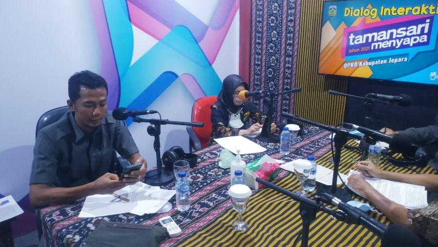 LPPL Radio Kartini FM Jepara Gelar Dialog Pemerataan Akses Pendidikan Dasar di Jepara