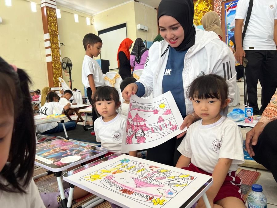 Kenalkan Wisata Bahari, Ratusan Anak PAUD di Jepara Antusias Ikuti Lomba Mewarnai