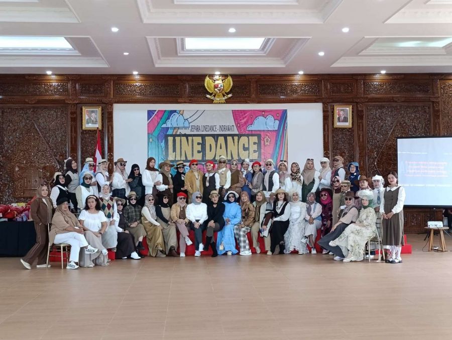 Keseruan Line Dance Party Jepara Dengan Pembagian Door Prize 