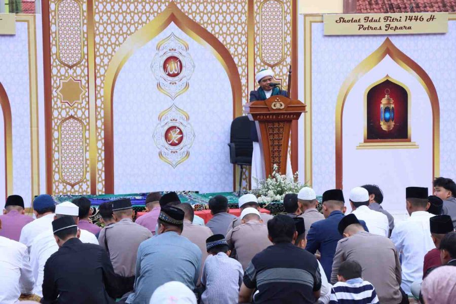 Momen Salat Idulfitri di Polres Jepara, Membangun Kebersamaan Polri dengan Masyarakat