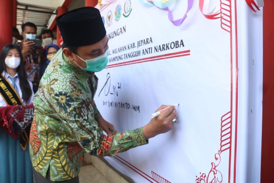 Pengukuhan Desa Karanganyar Sebagai Desa Anti Narkoba (Desa ANNABA)