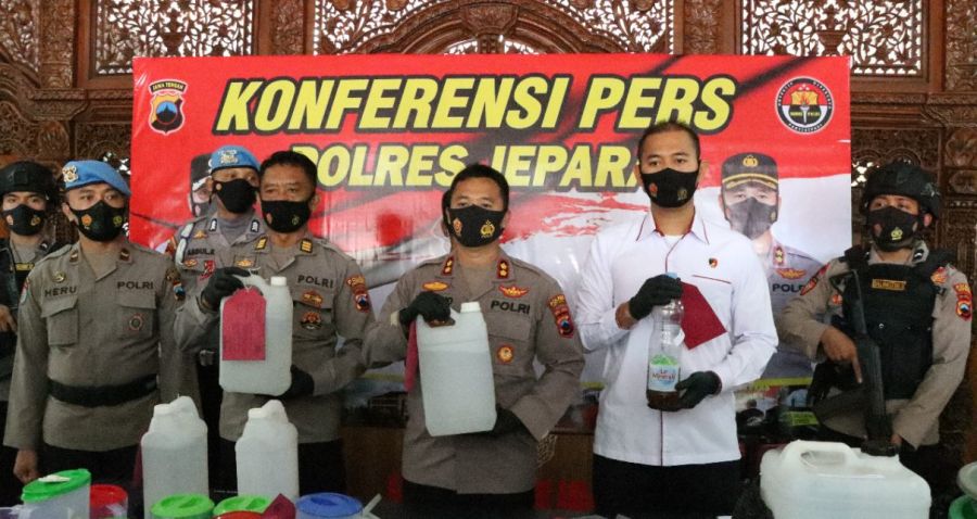 Polres Jepara Polda Jateng Ungkap Kasus Miras Oplosan di Kabupaten Jepara