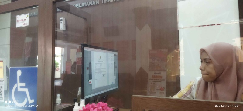 Publik Apresiasi Kemudahan Pengurusan Perijinan di Ruang Pelayanan DPMPTSP Jepara
