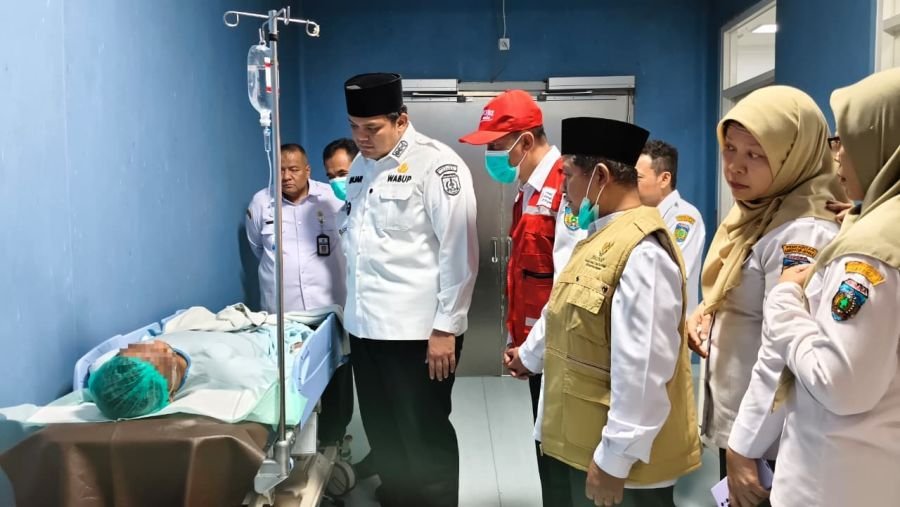 Tak Sempat Menghindar dari Semburan Api, Pekerja Pabrik Mebel Terbakar